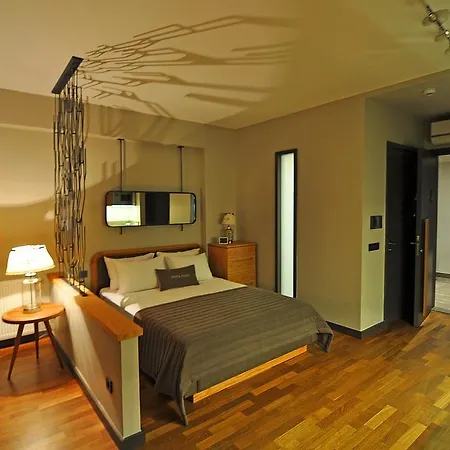 Brickpalas Aparthotel