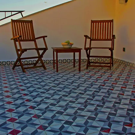 Aparthotel Brickpalas 2*