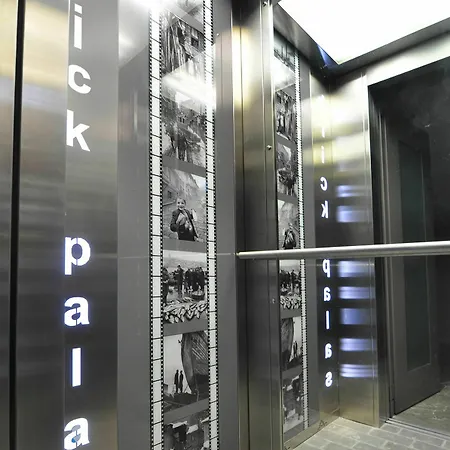 Brickpalas