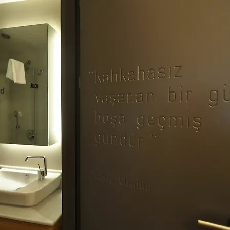 Brickpalas Aparthotel