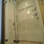 Hotel Brickpalas 2*